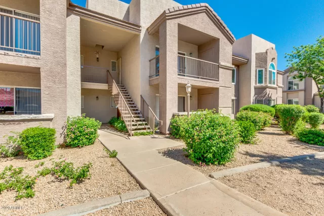 MLS: 6063789 Condo For Sale