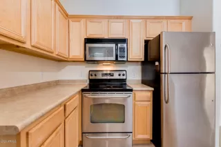 Photo #6: 6063789 Listing