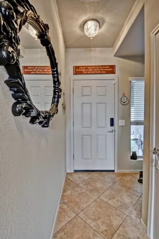 Photo #3: 6063989 Listing