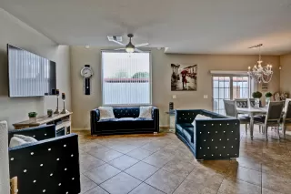 Photo #4: 6063989 Listing