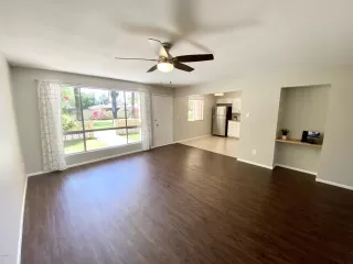 Photo #4: 6064041 Listing