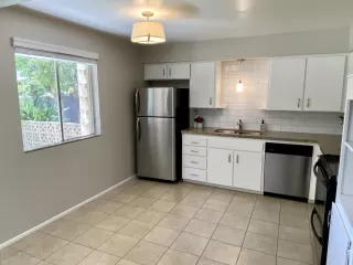 Photo #6: 6064041 Listing