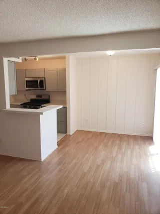 Photo #3: 6064061 Listing 