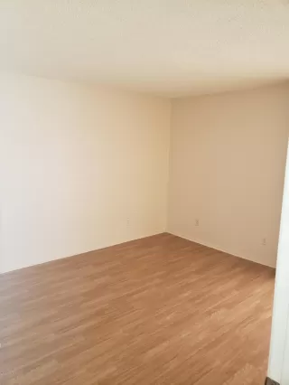 Photo #5: 6064061 Listing 