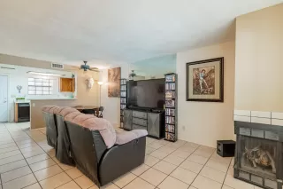 Photo #3: 6064096 Listing