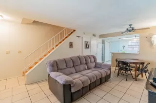 Photo #4: 6064096 Listing