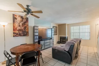 Photo #5: 6064096 Listing