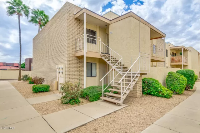 MLS: 6064257 Condo For Sale