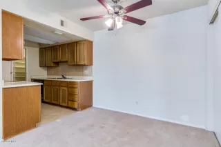 Photo #5: 6064257 Listing