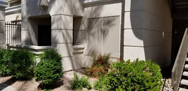 MLS: 6064394 Condo For Sale