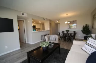 Photo #3: 6064843 Listing