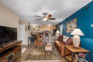Photo #5: 6064938 Listing