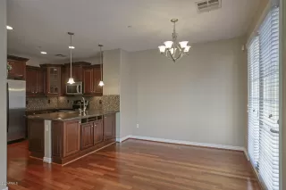 Photo #3: 6065067 Listing