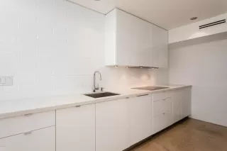 Photo #3: 6065116 Listing