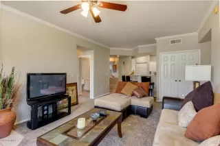 Photo #4: 6065158 Listing 