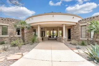 Photo #1: 6065272 Listing