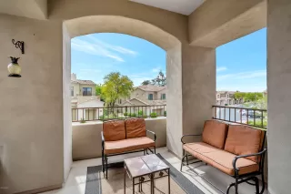 Photo #4: 6065272 Listing