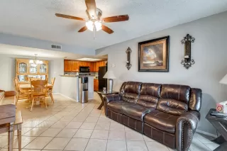 Photo #6: 6065305 Listing 