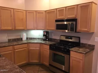 Photo #6: 6065331 Listing