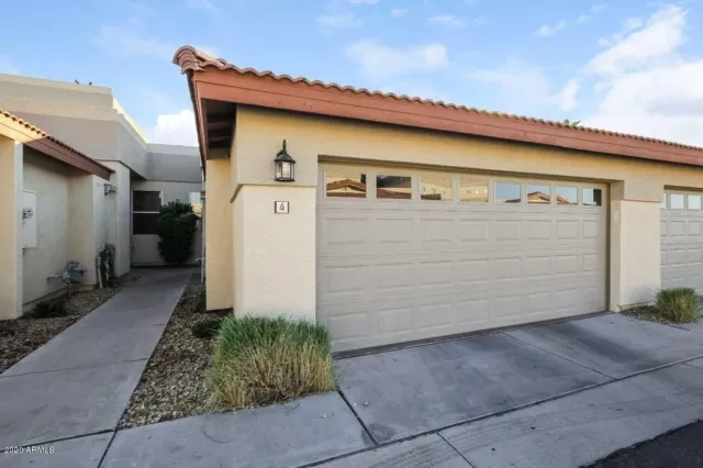 MLS: 6065579 Condo For Sale