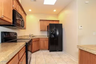 Photo #5: 6065579 Listing