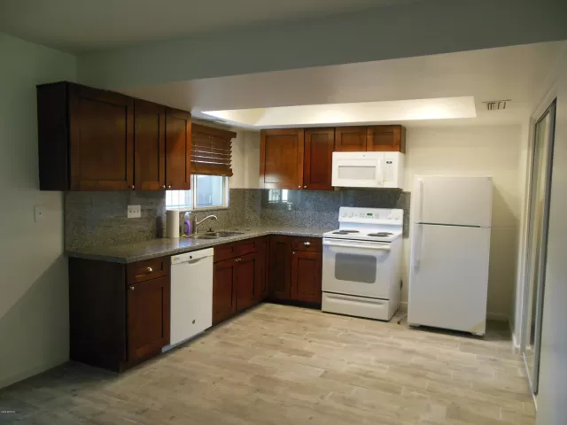 MLS: 6065594 Condo For Sale