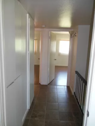 Photo #5: 6065594 Listing