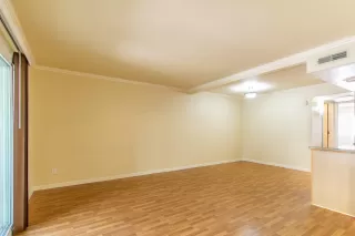 Photo #3: 6065596 Listing