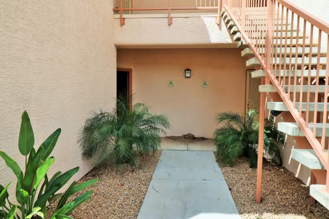 MLS: 6065686 Condo For Sale