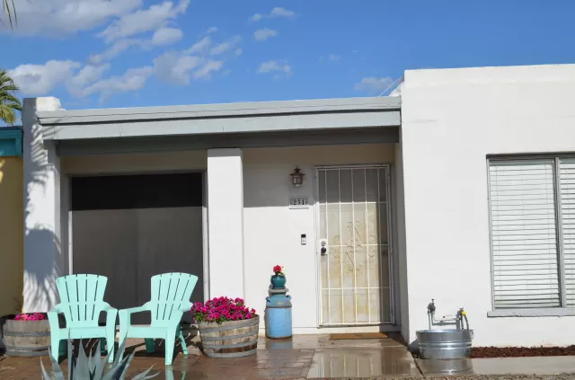 MLS: 6065727 Condo For Sale