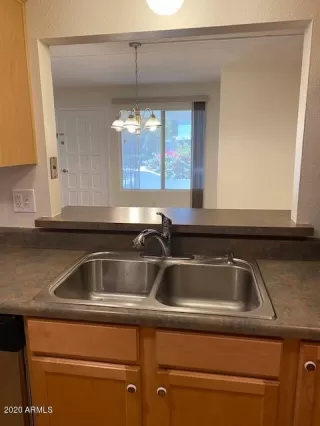 Photo #5: 6065730 Listing 