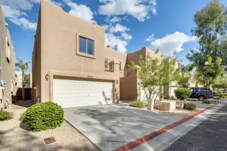 Photo #5: 6065785 Listing