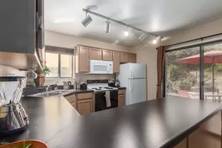 Photo #4: 6065808 Listing 