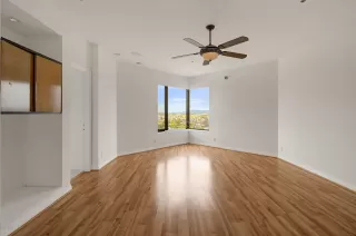 Photo #6: 6065913 Listing 