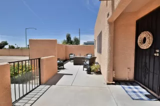 Photo #4: 6065936 Listing