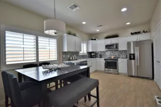 Photo #6: 6065936 Listing