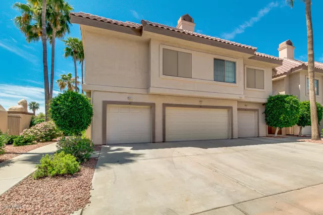 MLS: 6065938 Condo For Sale