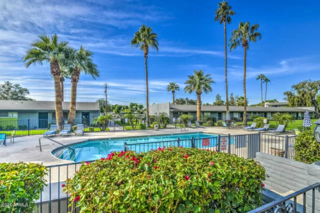 MLS: 6065939 Condo For Sale