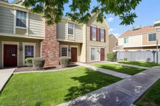 Photo #2: 6066149 Listing