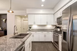 Photo #6: 6066200 Listing 