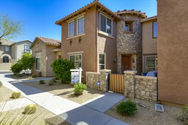 MLS: 6066325 Condo For Sale