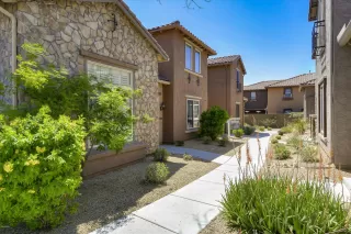 Photo #1: 6066325 Listing 