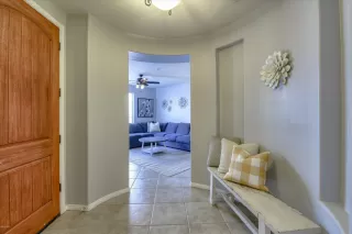 Photo #5: 6066325 Listing 