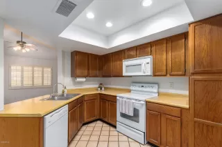 Photo #2: 6066356 Listing