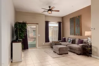 Photo #4: 6066359 Listing