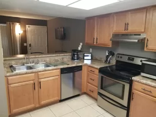 Photo #5: 6066782 Listing 