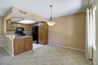 Photo #5: 6066822 Listing 