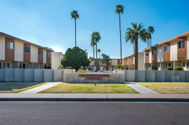 MLS: 6067025 Condo For Sale