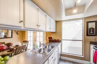 Photo #2: 6067057 Listing