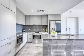 Photo #6: 6067084 Listing